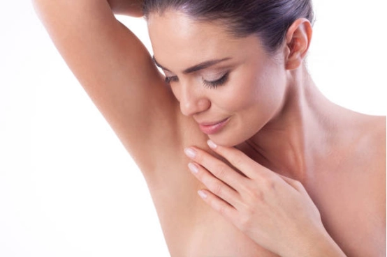 How Does an NdYAG Laser Hair Removal Machine Treat Dark Hair